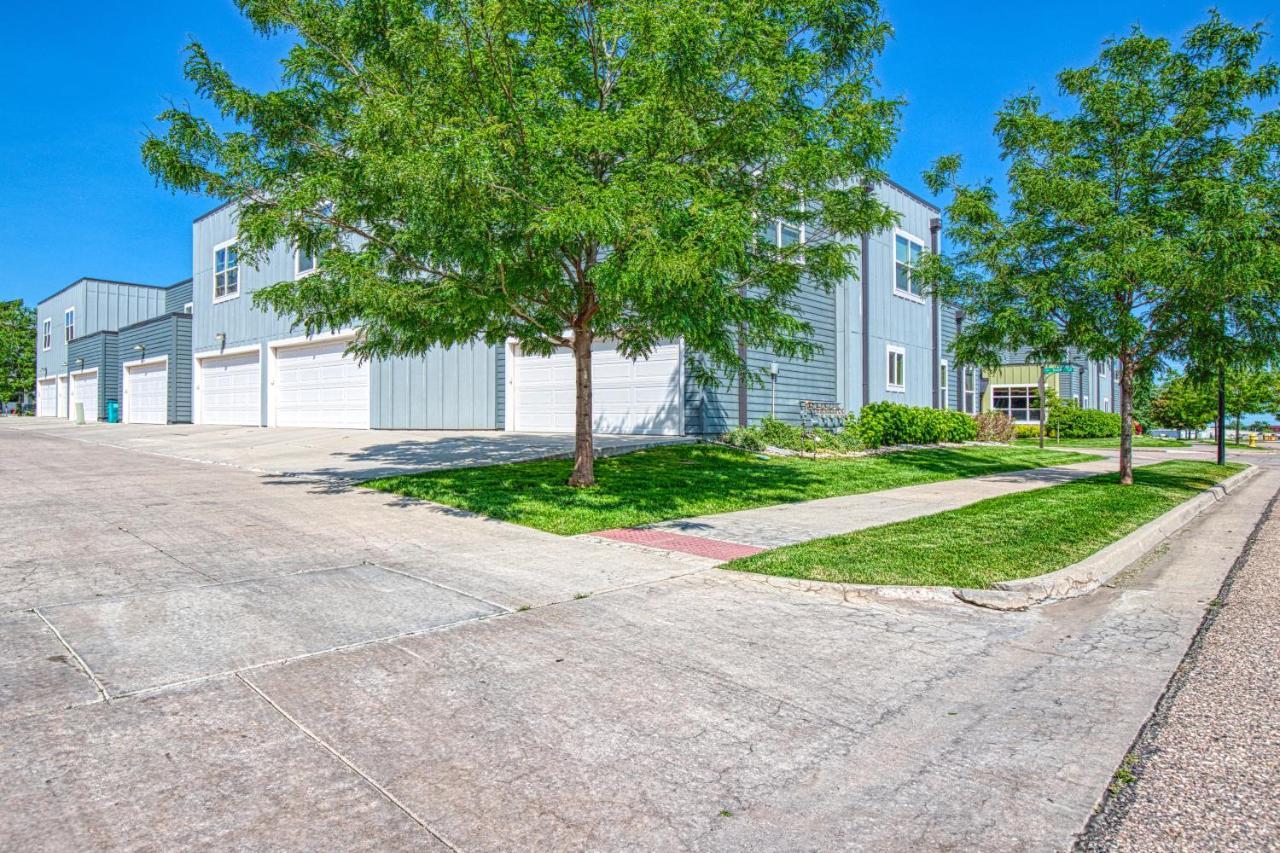 Modern Townhome Near Old Town, Breweries, & River! Fort Collins Luaran gambar