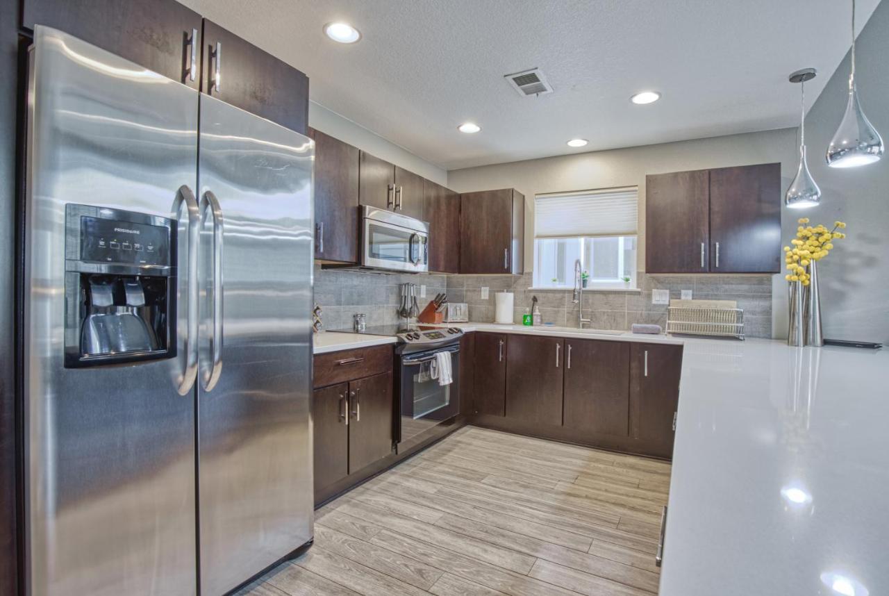 Modern Townhome Near Old Town, Breweries, & River! Fort Collins Luaran gambar